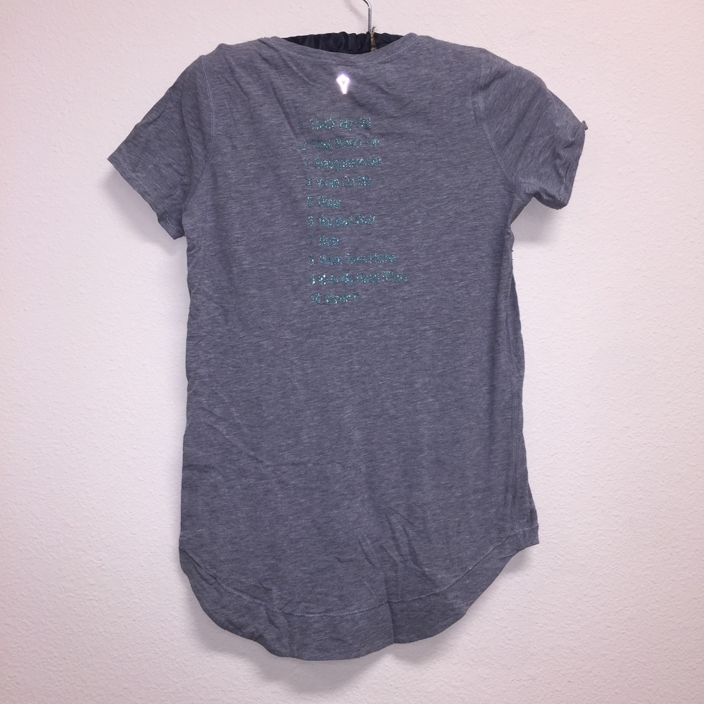 🔻Ivivva Tee - Picture 2 of 5